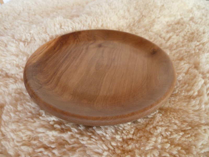 Petite assiette en bois de noyer – Image 2