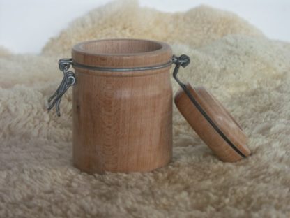 Pot "presque parfait" en bois