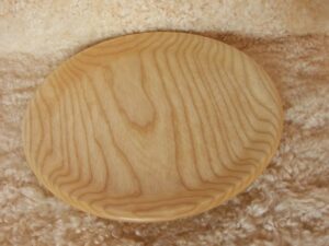 Assiette plate en bois de frêne 1042