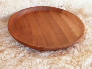 Assiette en bois de pommier