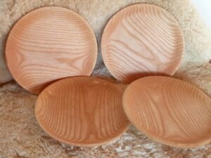 Lot de 4 assiettes en frêne