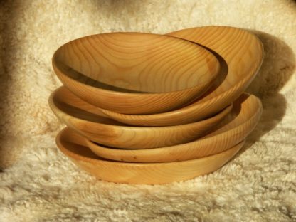 Assiettes creuses en bois de frêne