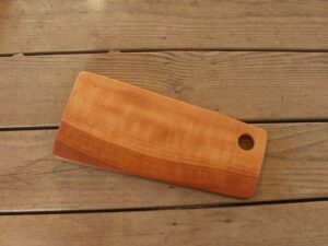 Planche à découper en bois de pommier