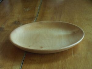 Assiette en merisier 1033