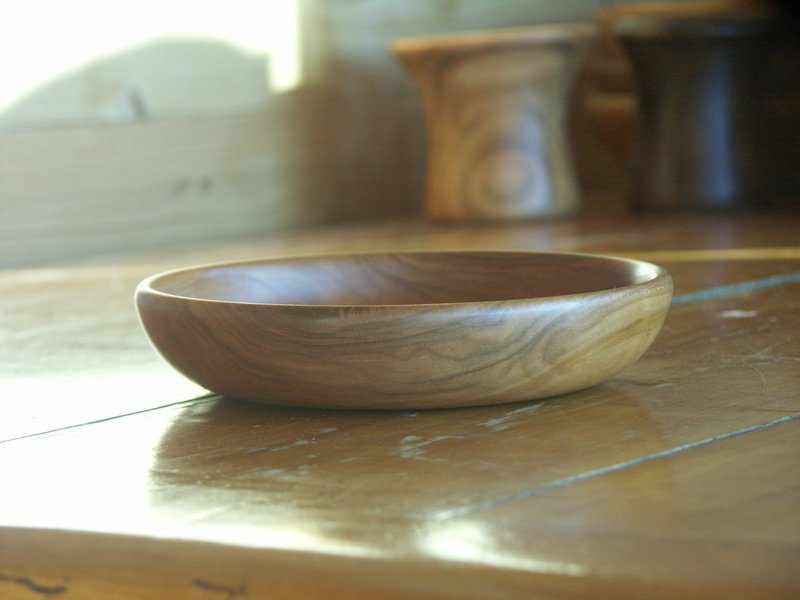 Petite assiette en cerisier – Image 3