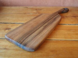 Planche à découper en bois de noyer