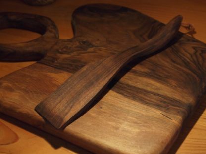 Spatule en bois de noyer