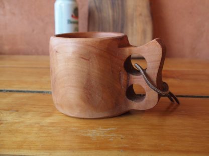 Mug en bois de pommier