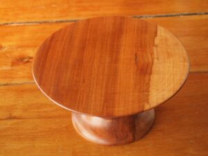 Présentoire à gateau en bois de pommier