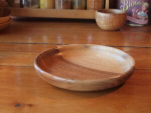 Assiette en noyer - 22cm 979
