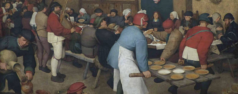 Ecuelles en bois médiévales utilisée pour cette fête médiévale, Au Moyen-âge, les ecuelles en bois constituaient une grande part de la vaisselle. Chacun avait son assiette creuse, bien adaptée à la nourriture de l'époque.