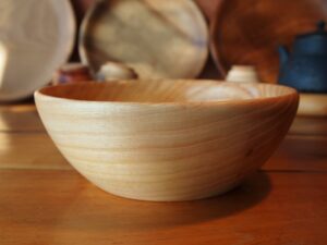 Assiette creuse en frêne - 19,5cm 944
