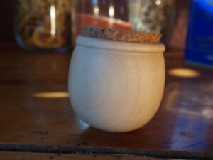 Pot à épices en érable "culbuto"