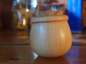 Pot à épices en érable "culbuto"
