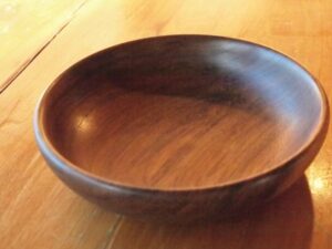 Assiette en noyer - Taille bébé 918