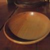 Assiette mi-creuse en frêne ondé – 21,5cm – Image 4