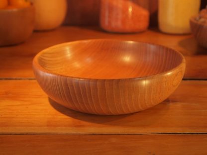 Assiette creuse en hêtre