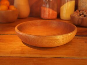 Assiette creuse en hêtre 899