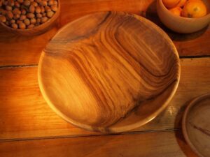 Plat en noyer