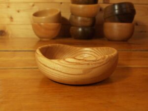 Assiette creuse en frêne – Taille bébé 863