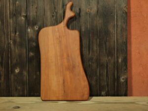 Planche à découper en bois de poirier