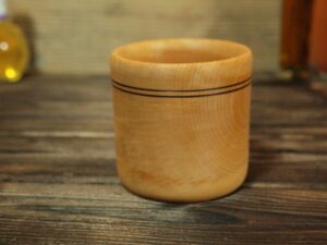 Verre en bois d'érable – Taille bébé