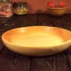 Assiette mi-creuse en frêne