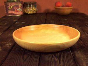 Assiette mi-creuse en frêne 837