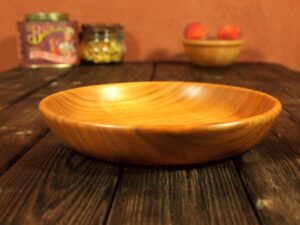 Assiette creuse en merisier 841