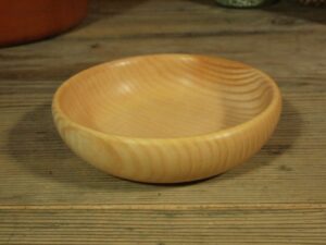 Assiette en frêne - taille bébé 807