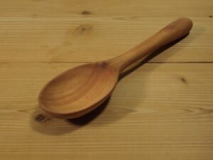 Cuillère en bois de pommier