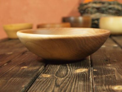 Assiette creuse en noyer – Image 3