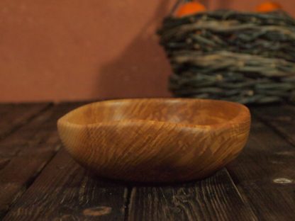 Petite assiette creuse en frêne-olivier