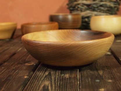 Assiette creuse en noyer – Image 5