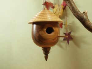 Nichoir décoratif en bois