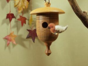 Nichoir décoratif en bois