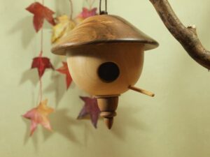 Nichoir décoratif en bois