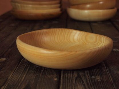 Assiette creuse en frêne