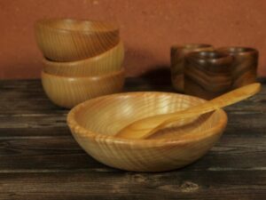 Assiette en frêne ondé - Taille Bébé 717
