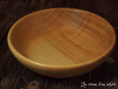 Assiette creuse en frêne olivier ondé – Image 3