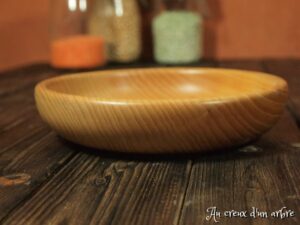 Assiette creuse en frêne 704
