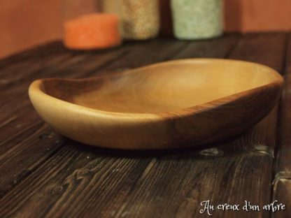 Assiette creuse en noyer
