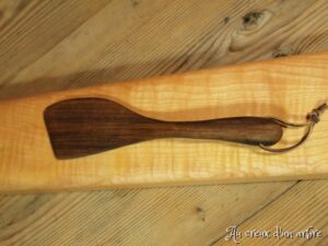 Spatule en noyer
