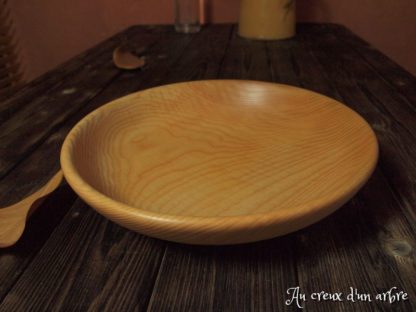 Assiette creuse en frêne ondé – Image 2