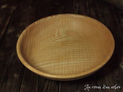 Assiette creuse en frêne ondé – Image 6
