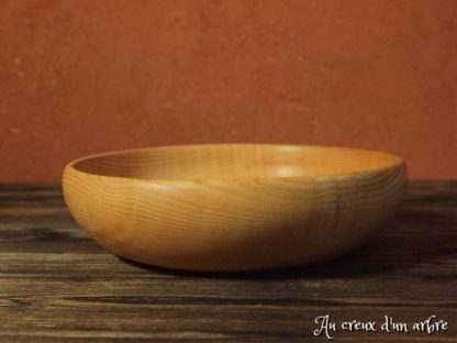Assiette creuse en frêne ondé – Image 2