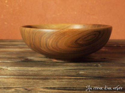 Assiette creuse en noyer – Image 6