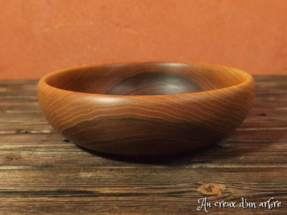 Assiette creuse en noyer
