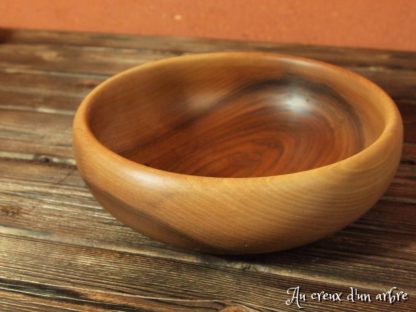 Assiette creuse en noyer – Image 4
