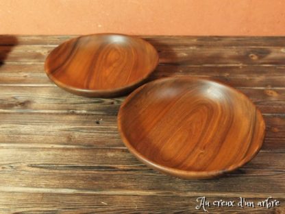 2 assiettes creuses en noyer – Image 2